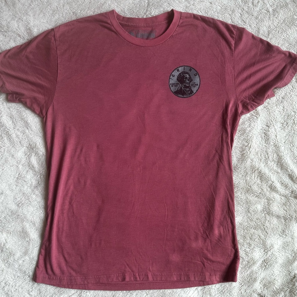 Grind Graphic T-Shirt with Skull Design